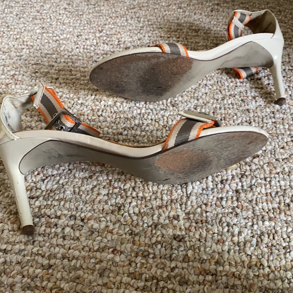 Open toe heels - Picture 3 of 4